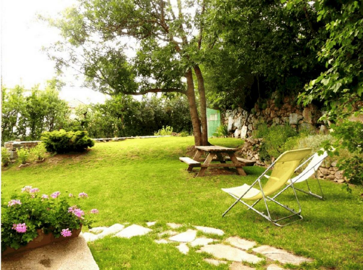 Gite Les Cariolettes Font-Romeu-Odeillo-Via Exterior foto